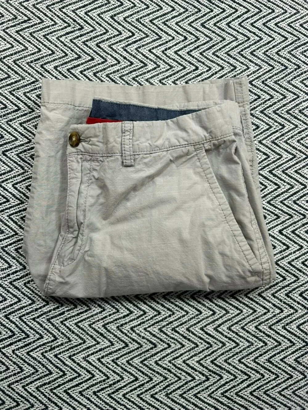 Tommy Hilfiger Mens Beige Casual Chino Shorts Size 34 With Button & Zipper Closu - Picture 1 of 5